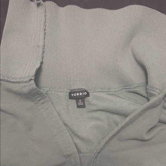 Torrid Green Hoodie and Joggers Set - Picture 5 of 8